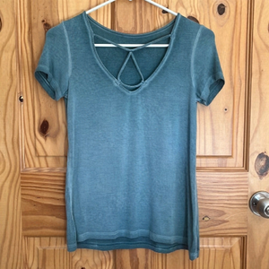 AMERICAN Eagle Outfitters Soft & Sexy Cutout Tee